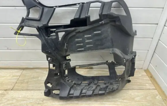 BMW X1 F48 F49 Front bumper mounting bracket 8075879 21163611