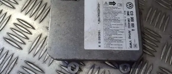 Skoda Fabia Mk1 (6Y) Airbag control unit/module 1C0909601A 5WK43123
