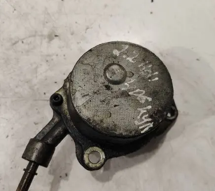 Peugeot 406 Vacuum pump 9631971580