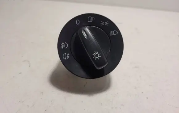 Volkswagen PASSAT B6 Light switch 1K0941431N