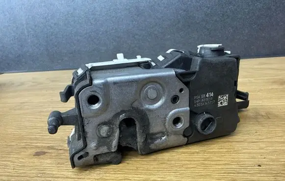 Peugeot Partner Sliding door lock PSA828414 4303A145717