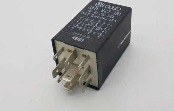 Volkswagen PASSAT B5 Other relay 3A0927181 61233005