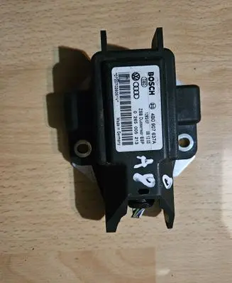 Audi A4 S4 B6 8E 8H ESP acceleration yaw rate sensor 4B0907637A