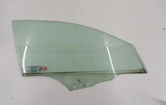 Mazda 3 I Front door window glass four-door