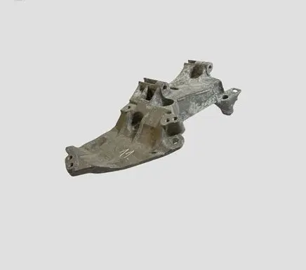 Renault Megane III Generator/alternator bracket 8200669494
