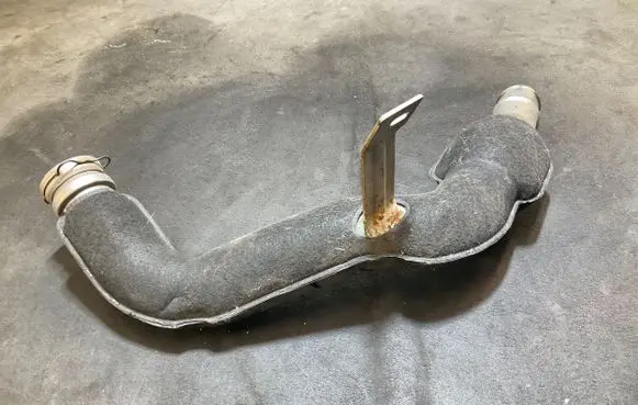 Nissan NV200 Intercooler hose/pipe