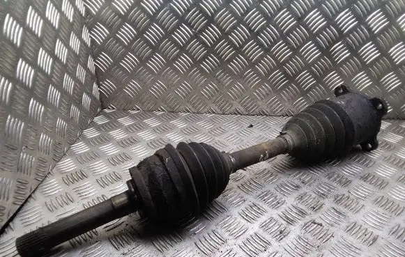Hyundai Terracan Front driveshaft