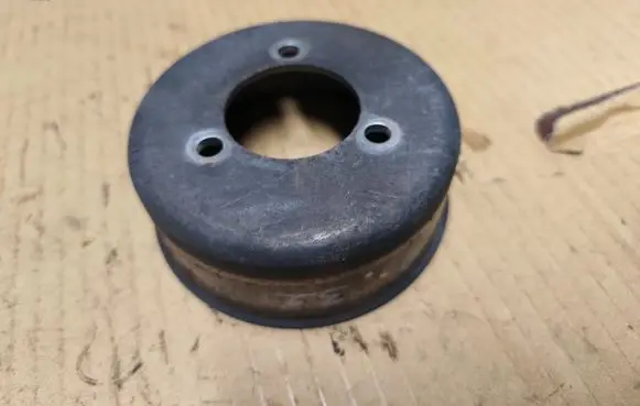 Jeep Grand Cherokee (WJ) Alternator belt tensioner 