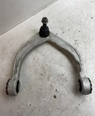 Volvo XC60 Front upper control arm/wishbone 31360630