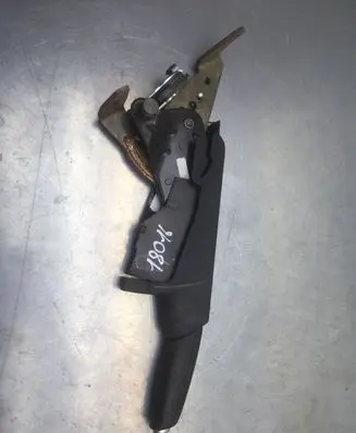 Audi A4 S4 B7 8E 8H Hand brake release handle 