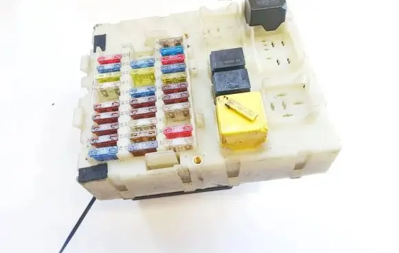 Ford Focus Fuse box set 98ag14a073cg 518251806