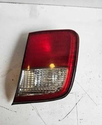 Subaru Forester SF Tailgate rear/tail lights 22620697