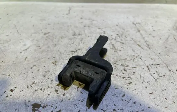 Dodge Challenger Radiator mount bracket 04596474AD