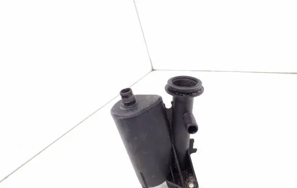 Nissan Primera Oil breather separator 8200082486