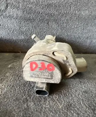Mercedes-Benz CLS C218 X218 Electric auxiliary coolant/water pump 3130591163 A2118350028