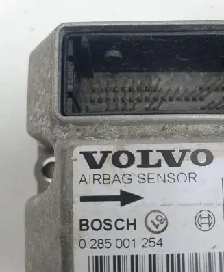 Volvo V70 Airbag control unit/module 0285001254