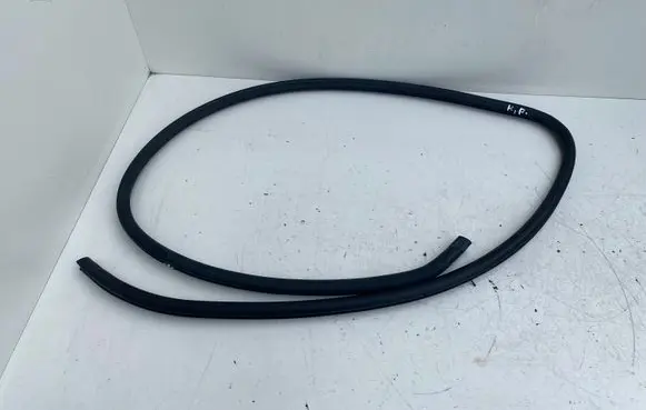 Lexus IS 220D-250-350 Front door rubber seal