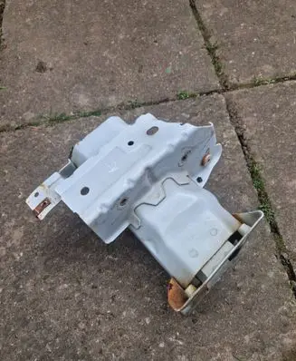 Ford Explorer V Front side member 
