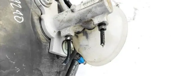 Volkswagen PASSAT B5 Master brake cylinder 141973