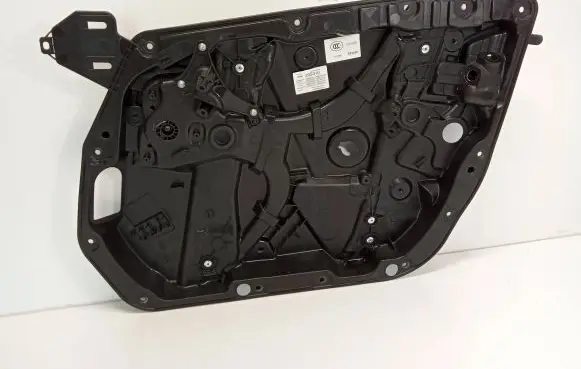Mercedes-Benz GLC C253 Rear window lifting mechanism without motor A1667230094 A2229001614
