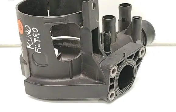 Mercedes-Benz C W205 Fuel filter bracket/mount holder A6512001556