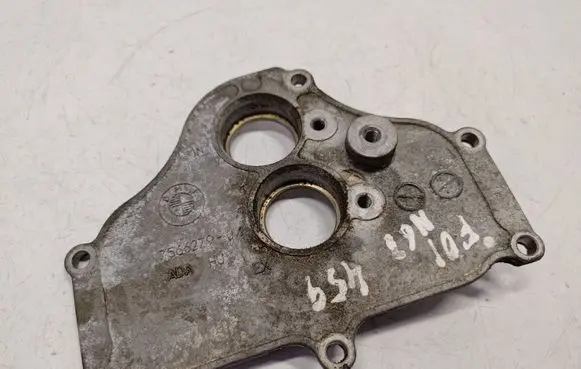 BMW 7 F01 F02 F03 F04 Other cylinder head part 7566279 11127566279