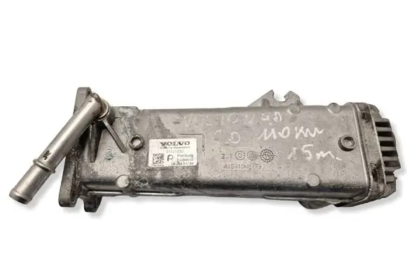 Volvo XC60 EGR valve cooler 31325030 70304902 1422400140