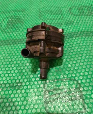 Chevrolet Volt II Electric auxiliary coolant/water pump 23259627