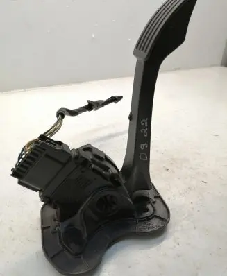 Ford Transit Accelerator throttle pedal 6C119F836CB