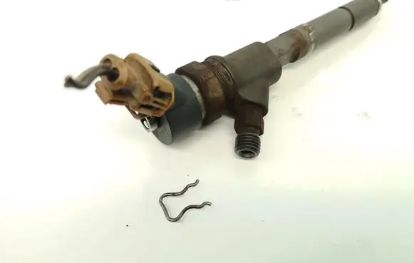 Toyota Auris 150 Fuel injector 2367033040 0445110227 01E0E060B0