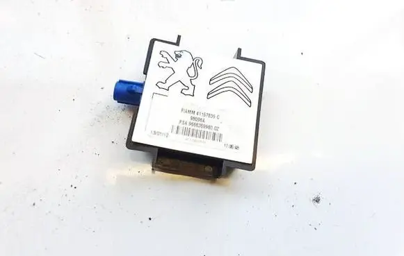 Peugeot 508 Antenna control unit 9666359980