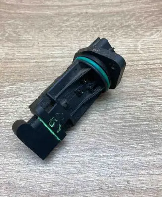 Nissan Primera Mass air flow meter F00C2G2039