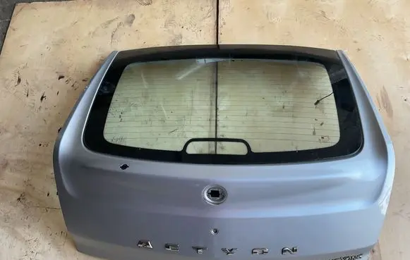 SsangYong Actyon Tailgate/trunk/boot lid