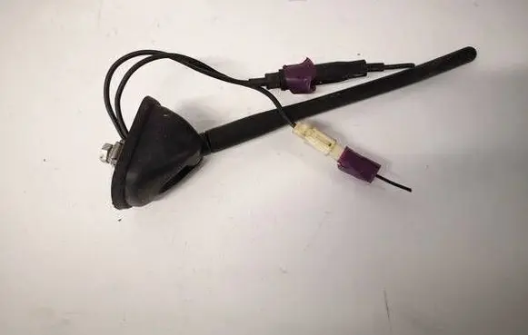 Mitsubishi Outlander Aerial GPS antenna 