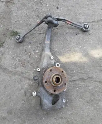 Audi A5 8T 8F Front wheel hub spindle knuckle