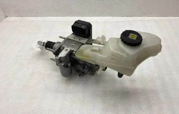 Toyota C-HR I Master brake cylinder 4721010040