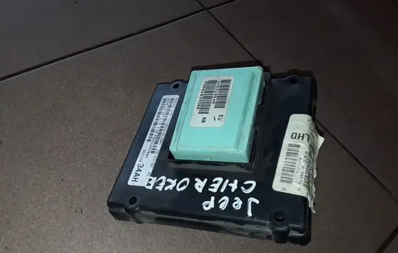 Jeep Cherokee Central body control module P56010434AH P56010395AA