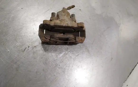 Skoda Octavia Mk2 (1Z) Front brake caliper