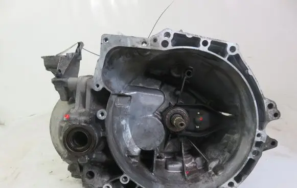 Peugeot 308 Manual 6 speed gearbox 20MB39
