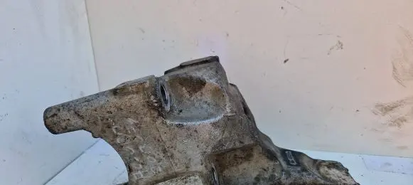 Honda Accord Engine mounting bracket 10sda12