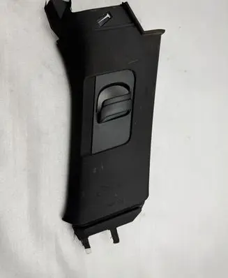 Volvo XC90 (B) pillar trim (top) 31389168 31377582
