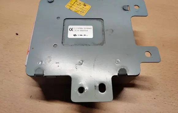 SsangYong Actyon sports II Aerial antenna amplifier 8712031221