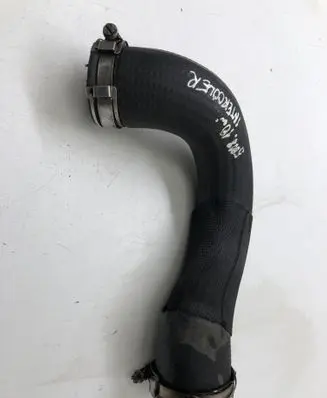 Peugeot 5008 Intercooler hose/pipe 9881723780