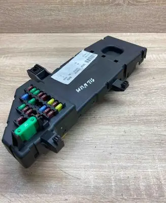 Opel Signum Fuse module 13181984 13199492 03GBVW