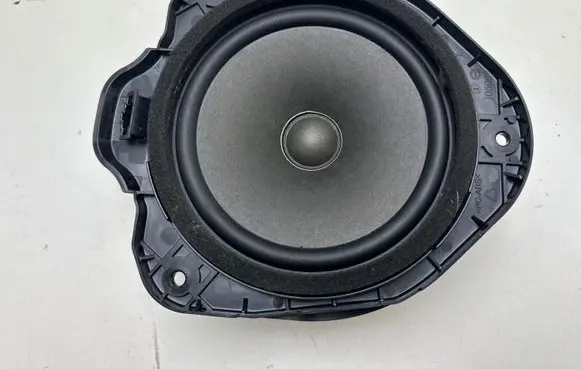 Audi A3 S3 8V Rear door speaker 8V0035411D