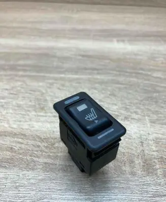 Nissan Primera Seat heating switch 261247