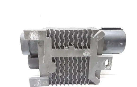 Coolant fan relay