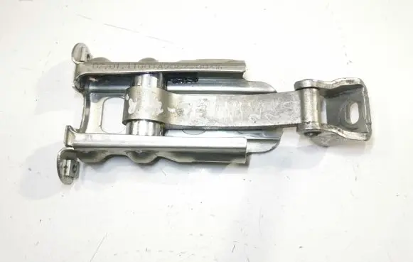 Mercedes-Benz Sprinter W906 Front door check strap stopper A9067200316