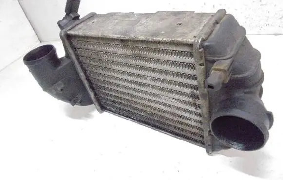 Volkswagen PASSAT B5.5 Intercooler radiator 059145805