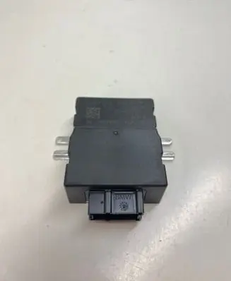 Mini Clubman F54 Fuel injection pump control unit/module 9494391 02062019 28177628A